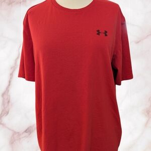 Under Armour Men's Red T-Shirt